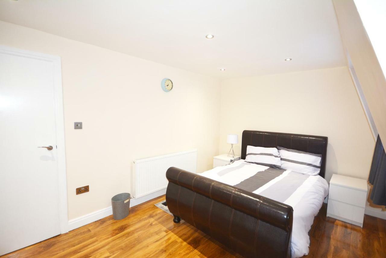 London Modern 4 Bedroom Apartment Exteriér fotografie