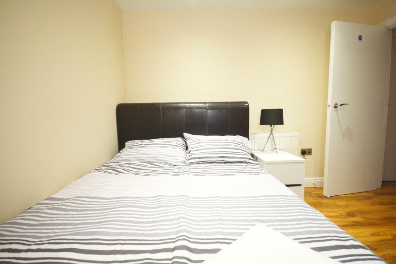 London Modern 4 Bedroom Apartment Exteriér fotografie