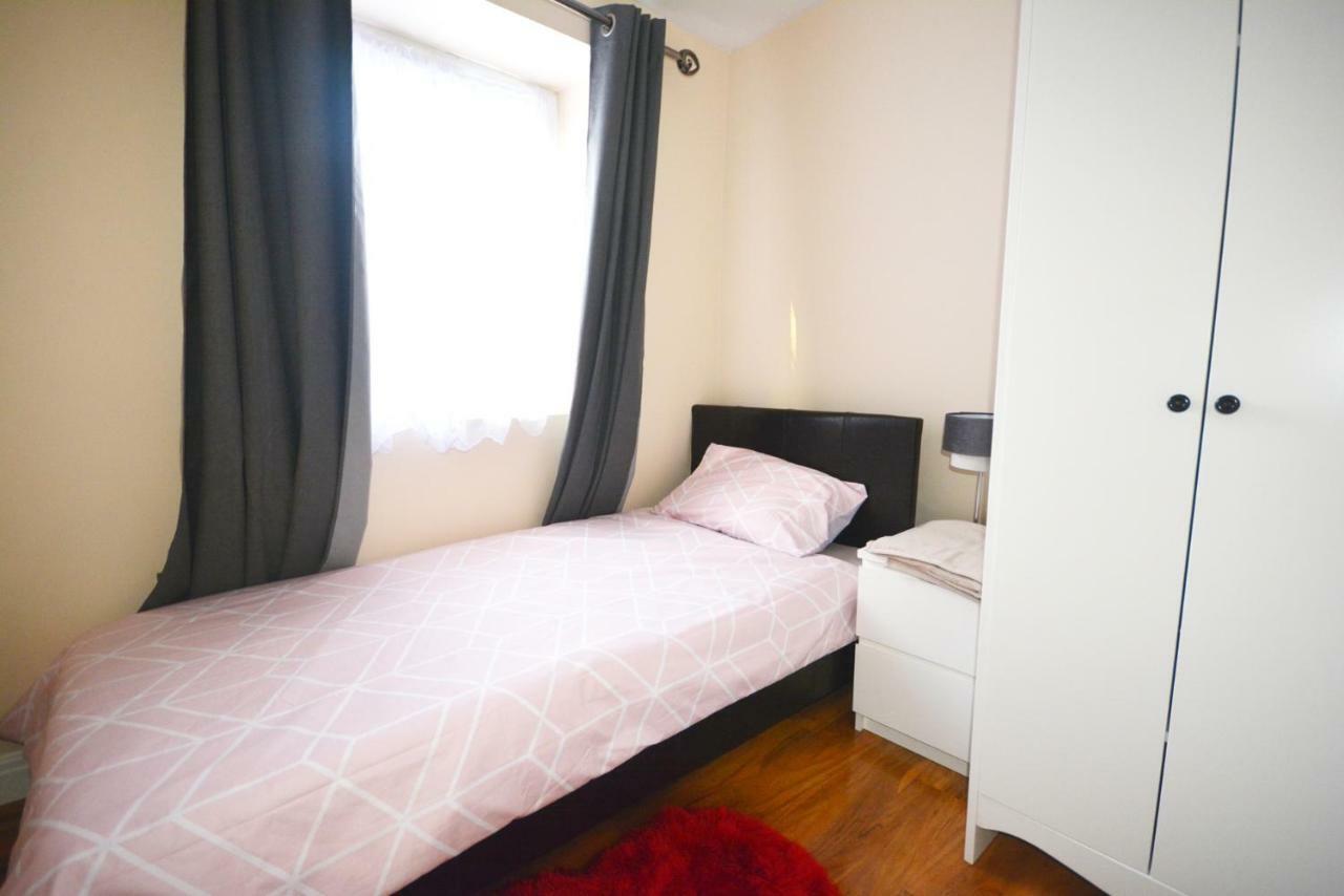 London Modern 4 Bedroom Apartment Exteriér fotografie